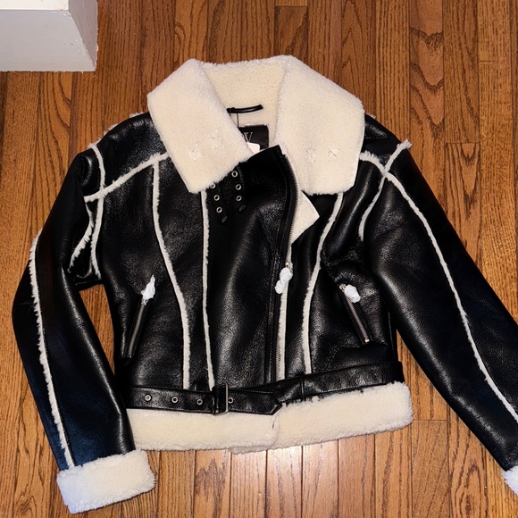 NWT! OW Icewind Faux Leather Jacket Size L - Picture 8 of 14